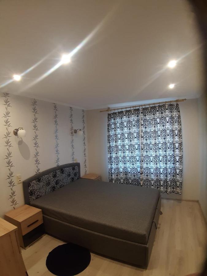 Elen Apartment Goliseva ภายนอก รูปภาพ
