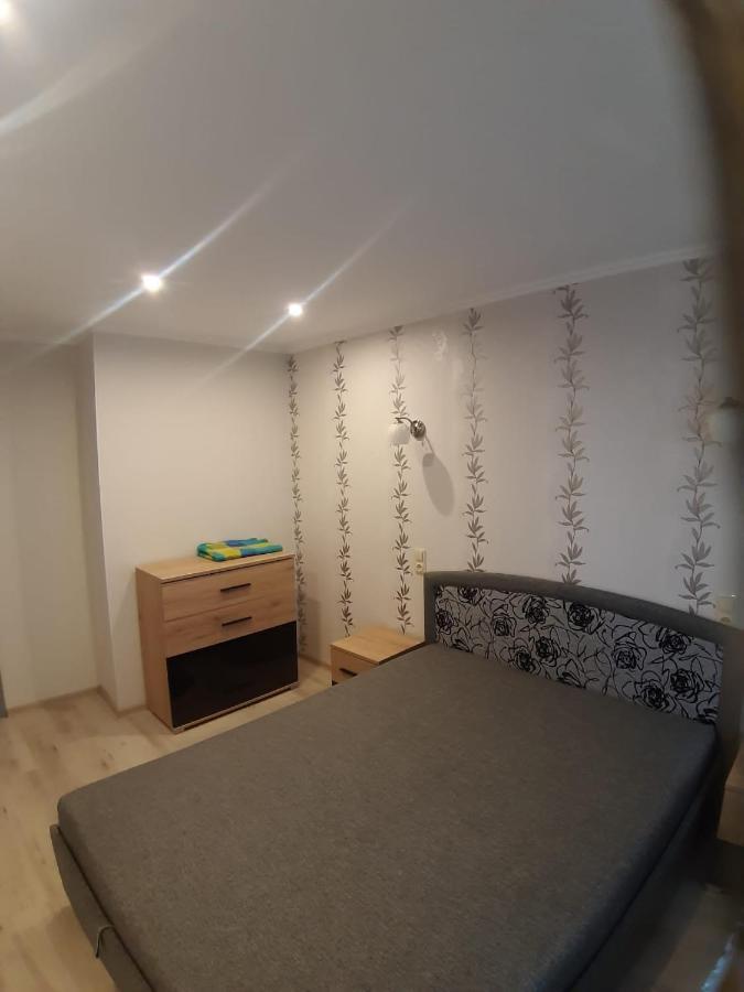 Elen Apartment Goliseva ภายนอก รูปภาพ